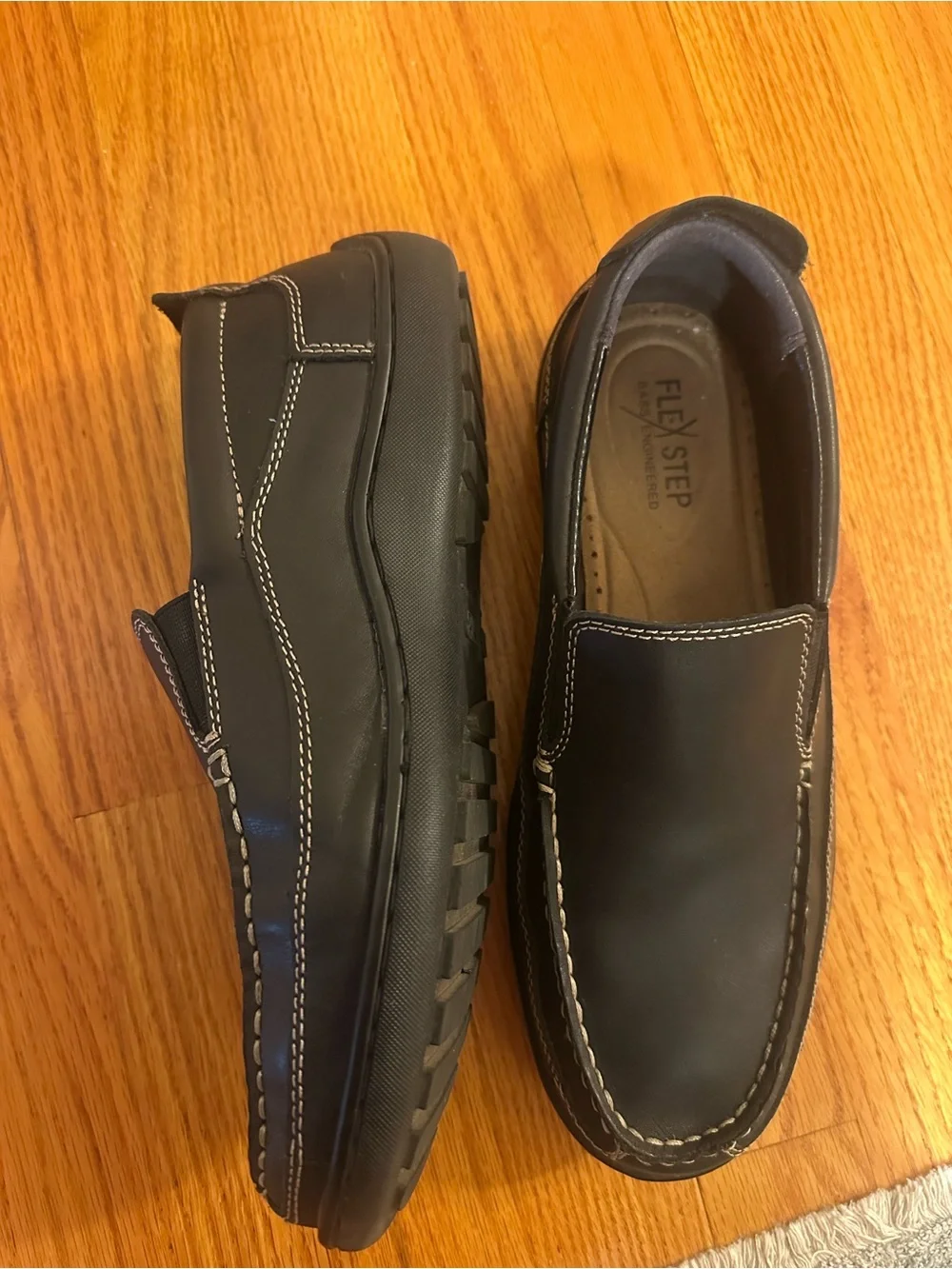 G.H. Bass & Co. Black Slip-On Leather Moccasin Loafers